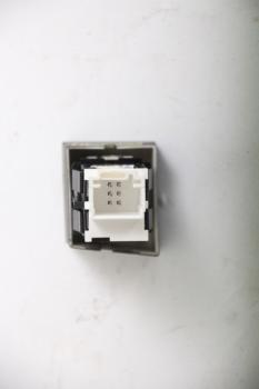 Preview: Schalter Warnblink 96662380ZE Peugeot 508 8D