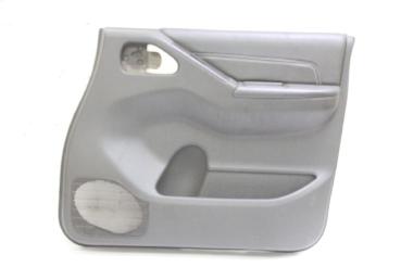 Türverkleidung innen 809005X61B Nissan PATHFINDER R51