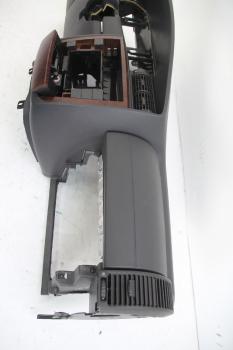 Preview: Armaturenbrett 13133304 Opel OMEGA B