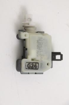 Preview: Stellmotor ZV Tankklappe 1Z0810773 Skoda OCTAVIA 2 1Z Combi