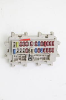 Sicherungskasten EA00A6K16 Nissan NAVARA D40