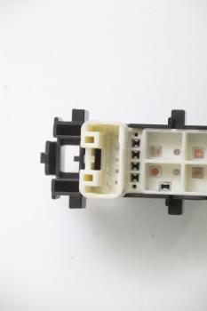 Preview: Schalter Fensterheber hinten rechts 8481006030 Toyota RAV 4 III A3