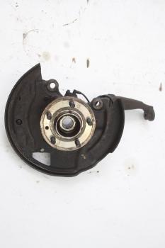 Preview: Achsschenkel vorn rechts LR048083 Land Rover DISCOVERY 3