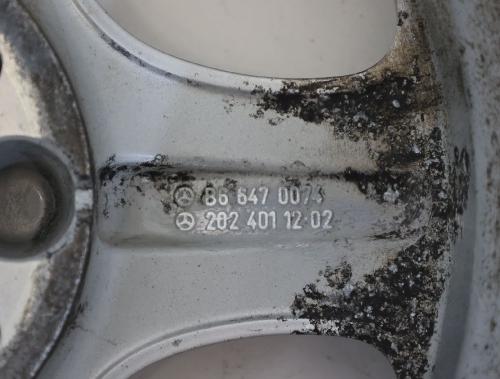 Preview: Felge Alu/Leichtmetall vorn rechts 2024011202 Mercedes C-KLASSE W202