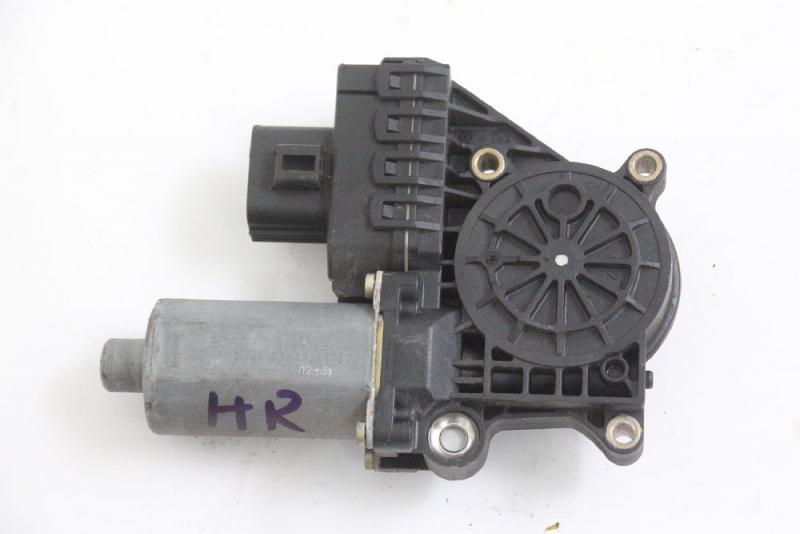 Preview: Fensterheber-Motor hinten rechts 0130821772 Ford MONDEO 3 Turnier