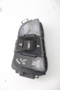 Schalter Radiobedienung 13268686 Opel MERIVA B