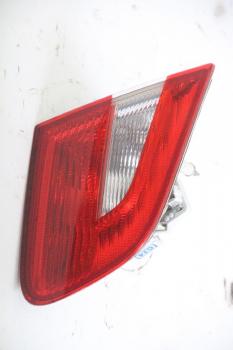 Preview: Rückleuchte links innen 3T5945093 Skoda SUPERB 2 3T4 4x4