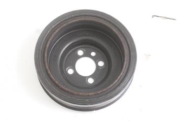 Riemenscheibe 038105243M Skoda SUPERB 2 3T4 4x4