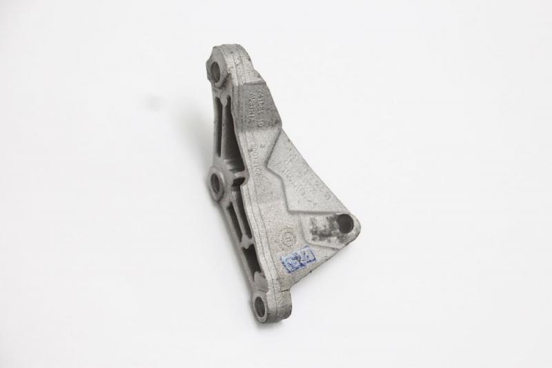 Aggregatehalter 13517810698 BMW 3er Touring E91