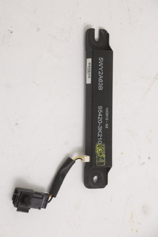 Preview: Antenne 954203K210 Hyundai iX35