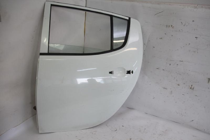 Tür hinten links 5730B129 Mitsubishi L 200 4 KB4T