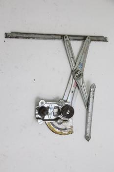 Fensterheber mechanisch vorn rechts MN117556 Mitsubishi L 200 4 KB4T