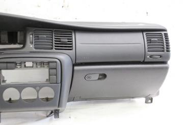 Preview: Armaturenbrett 90436976 Opel VECTRA B