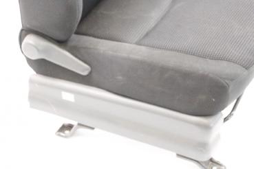 Preview: Sitz vorn rechts 015 Daihatsu TERIOS J200