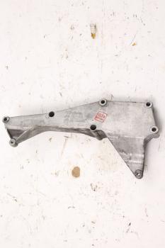 Preview: Aggregatehalter 03L131159 Audi A4 Avant 8K