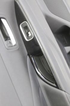Preview: Türverkleidung innen 7222B429XA Mitsubishi OUTLANDER 3 AWD