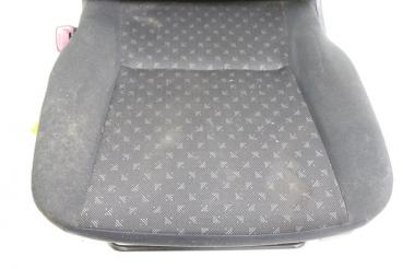 Preview: Sitz vorn links 015 Daihatsu CUORE 7 L276