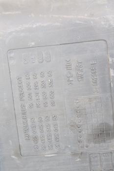 Preview: Kraftstofftank 9680129880 Peugeot 207 CC