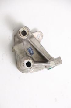 Preview: Aggregatehalter 8200193773 Suzuki GRAND VITARA 2