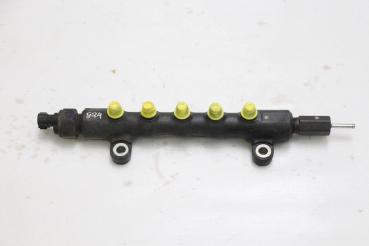 Diesel Verteilerrohr 238100R010 Toyota RAV4 3 SA CA