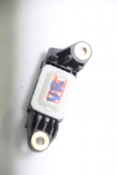 Airbag Sensor vorn rechts 0018209126 Mercedes CLS C219