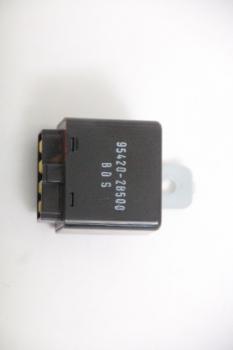 Preview: Relais 954202B500 Hyundai SANTA FE 2 CM