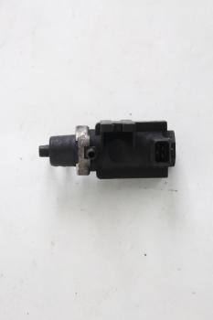 Preview: Unterdruckventil 1H0906627 Audi A4 8D B5