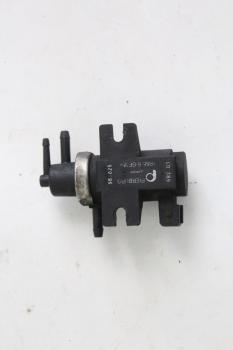 Preview: Unterdruckventil 1H0906627 Audi A4 8D B5