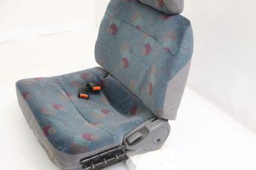 Preview: Sitz hinten Nissan SERENA C23