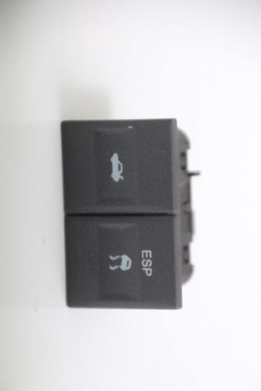 Preview: Schalter ESP 3S7T2C418AC Ford MONDEO 3 Turnier