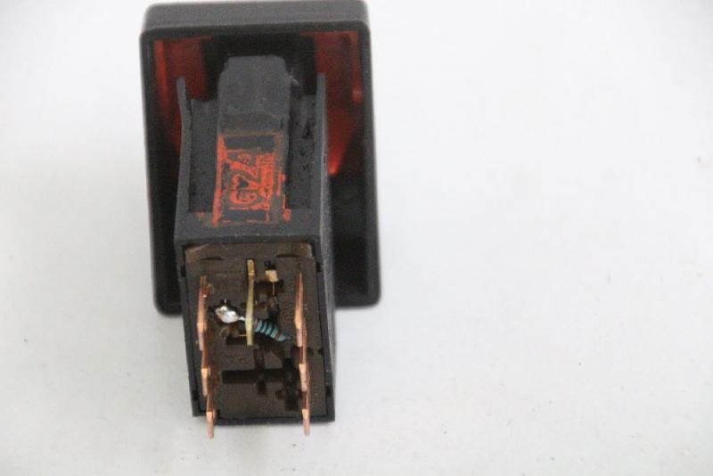 Preview: Schalter Warnblink 90320621 Opel ASTRA F CC