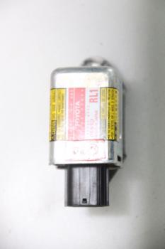 Preview: Airbag Sensor vorn rechts 8986047040 Toyota PRIUS 2 NHW20
