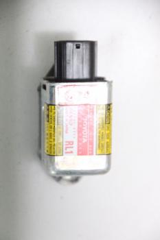 Preview: Airbag Sensor vorn rechts 8986047040 Toyota PRIUS 2 NHW20