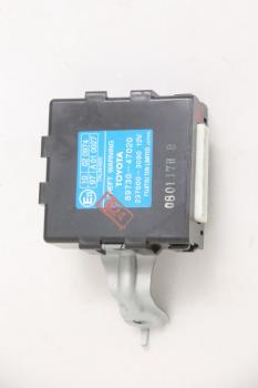 Preview: Steuergerät Karosserie 8973047020 Toyota PRIUS 2 NHW20