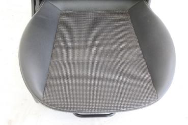 Preview: Sitz vorn rechts 5166510 Opel ZAFIRA B