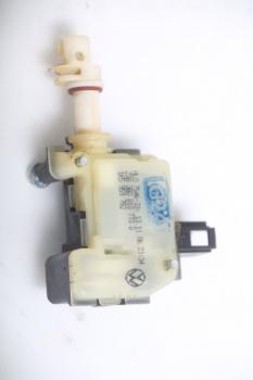 Stellmotor ZV Tankklappe 1K5959782 Skoda OCTAVIA 1U2