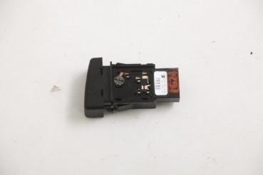 Preview: Schalter Warnblink BP4K664H0 Mazda 3 BK