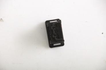 Preview: Schalter Warnblink BP4K664H0 Mazda 3 BK