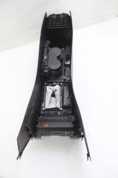 Preview: Mittelkonsole BN8P64420F02 Mazda 3 BK