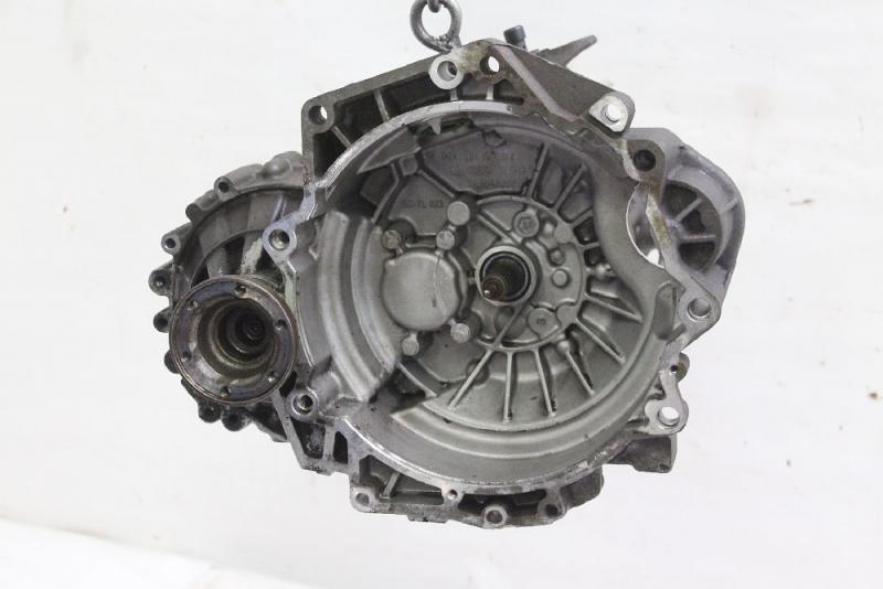 Getriebe 5 Gang 02K300045KX VW GOLF 4