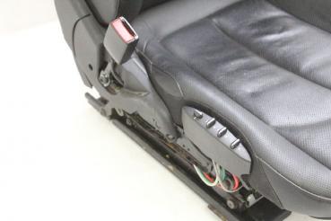 Preview: Sitz vorn links 20991053939E43 Mercedes CLK C209