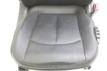 Preview: Sitz vorn rechts 2039102036 Mercedes CLK C209