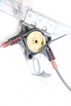 Preview: Fensterheber elektrisch vorn rechts 9222F8 Peugeot 206 SW 2E
