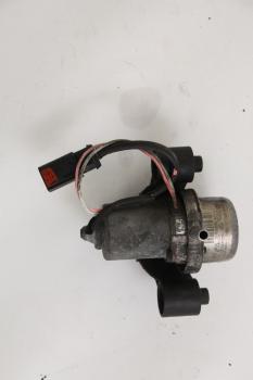 Vakuumpumpe 0004351301 Mercedes SLK R170