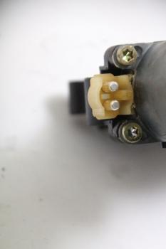 Preview: Fensterheber-Motor vorn rechts 1708201442 Mercedes SLK R170