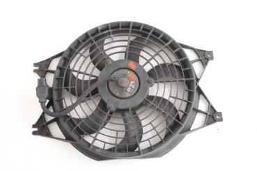 Ventilator (am Kühler) 977303E900 Kia SORENTO 1 JC