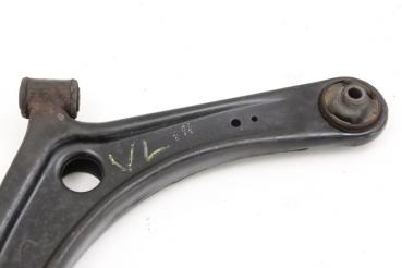 Preview: Querlenker vorn links 4013A009 Mitsubishi LANCER 8 CX