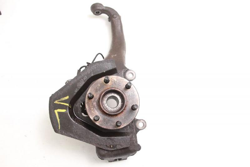 Achsschenkel vorn links 40015EB000 Nissan PATHFINDER R51