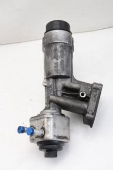 Preview: Ölfiltergehäuse 038115389B Audi A4 Avant 8D B5
