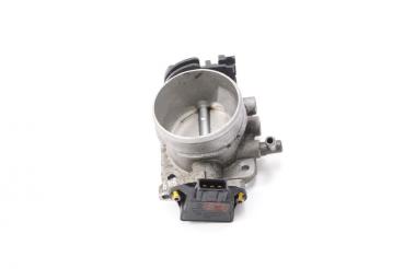 Preview: Drosselklappenstutzen 037907385Q VW PASSAT Variant 35I